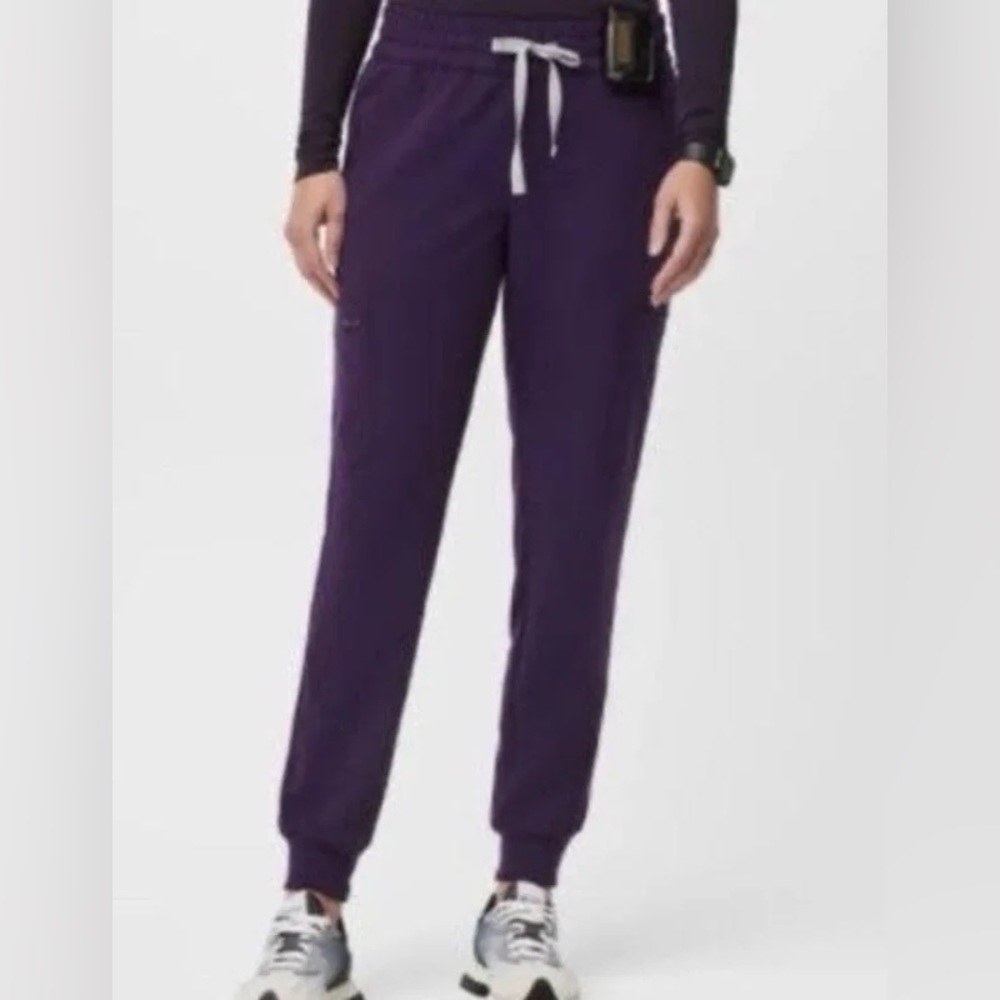 EUC FIGS Purple Jam High Waisted Uman Relaxed Jogger